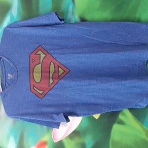 Superman t-shirt Size XL